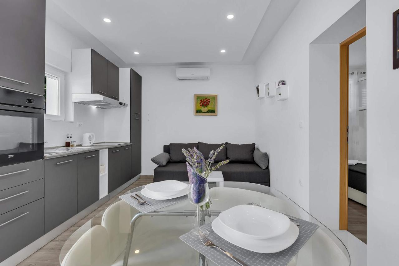 Sunny Garden Apartments Ana Makarska Exterior photo